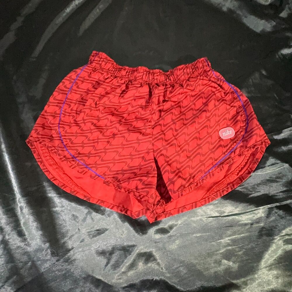 Nike Dri-FIT Women's Tempo Running Shorts - Red Swoosh Wave Print M